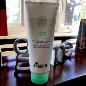 Clean Biotic Ph Balanced Yogurt Cleanser